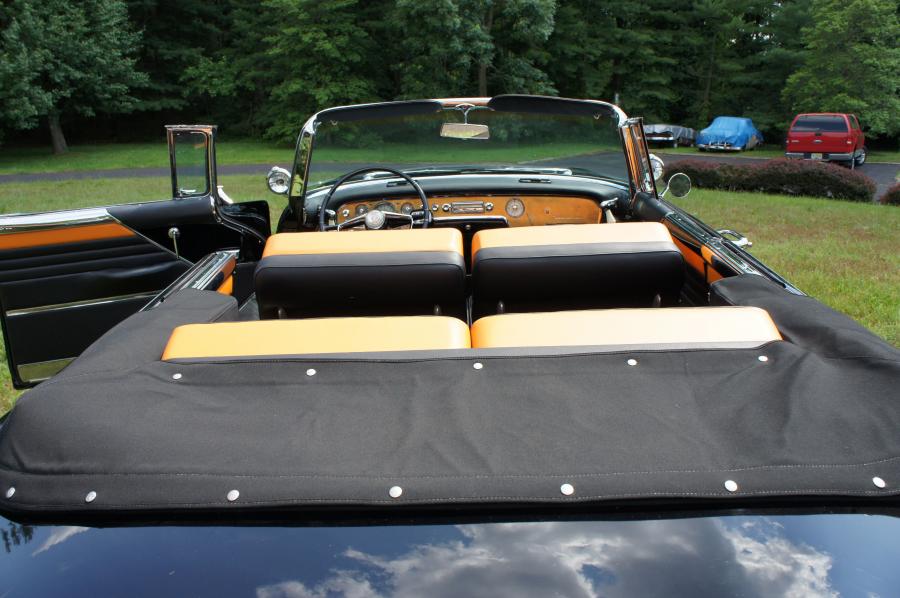  Packard Caribbean Convertible 1956 года  (фото 8 из 22)